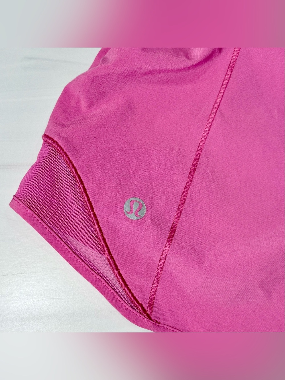 Lululemon Bundle Women’s Hotty Hot Shorts Pink, Teal, Coral, Black Size 4 - Picture 4 of 16